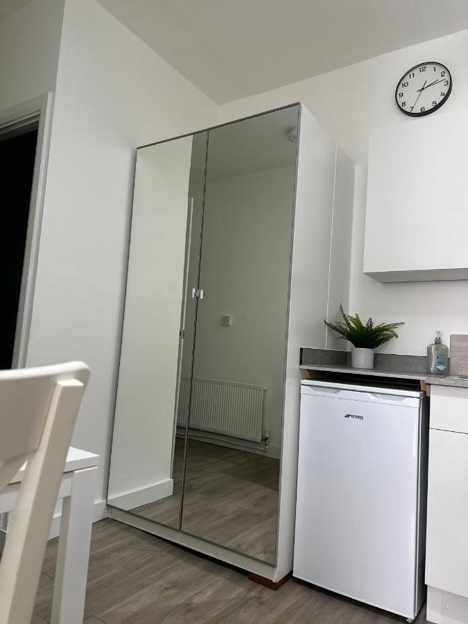 High Barnet Studio Flat المظهر الخارجي الصورة